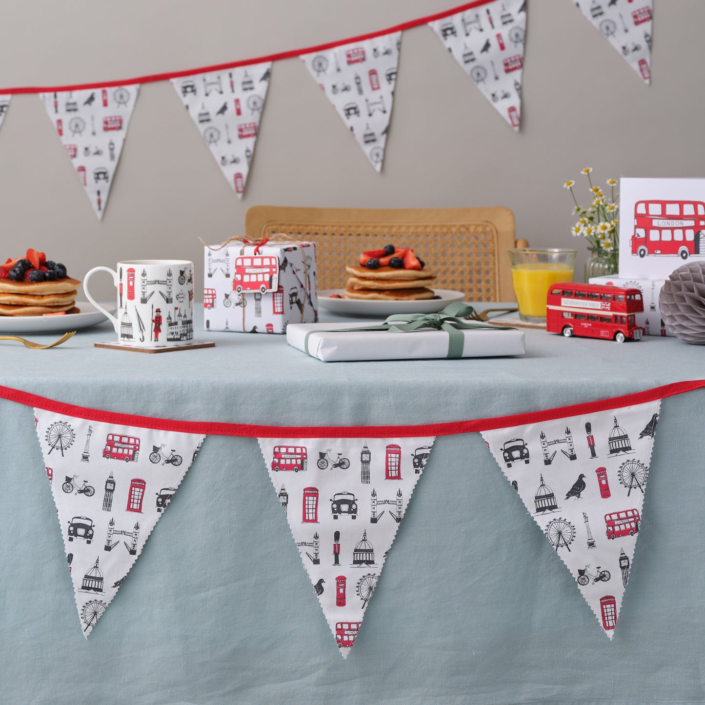 London Icons Cotton Bunting