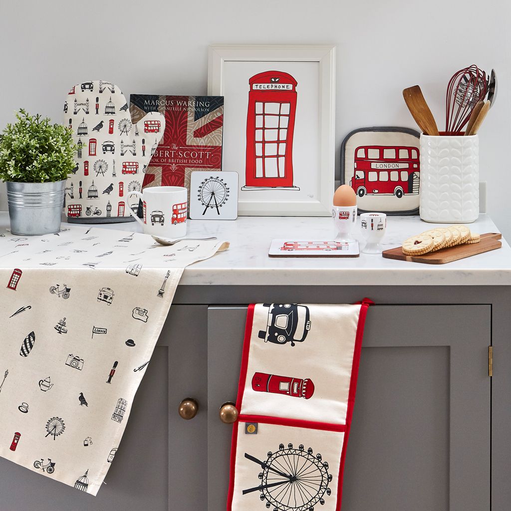 London Icons Oven Mitt