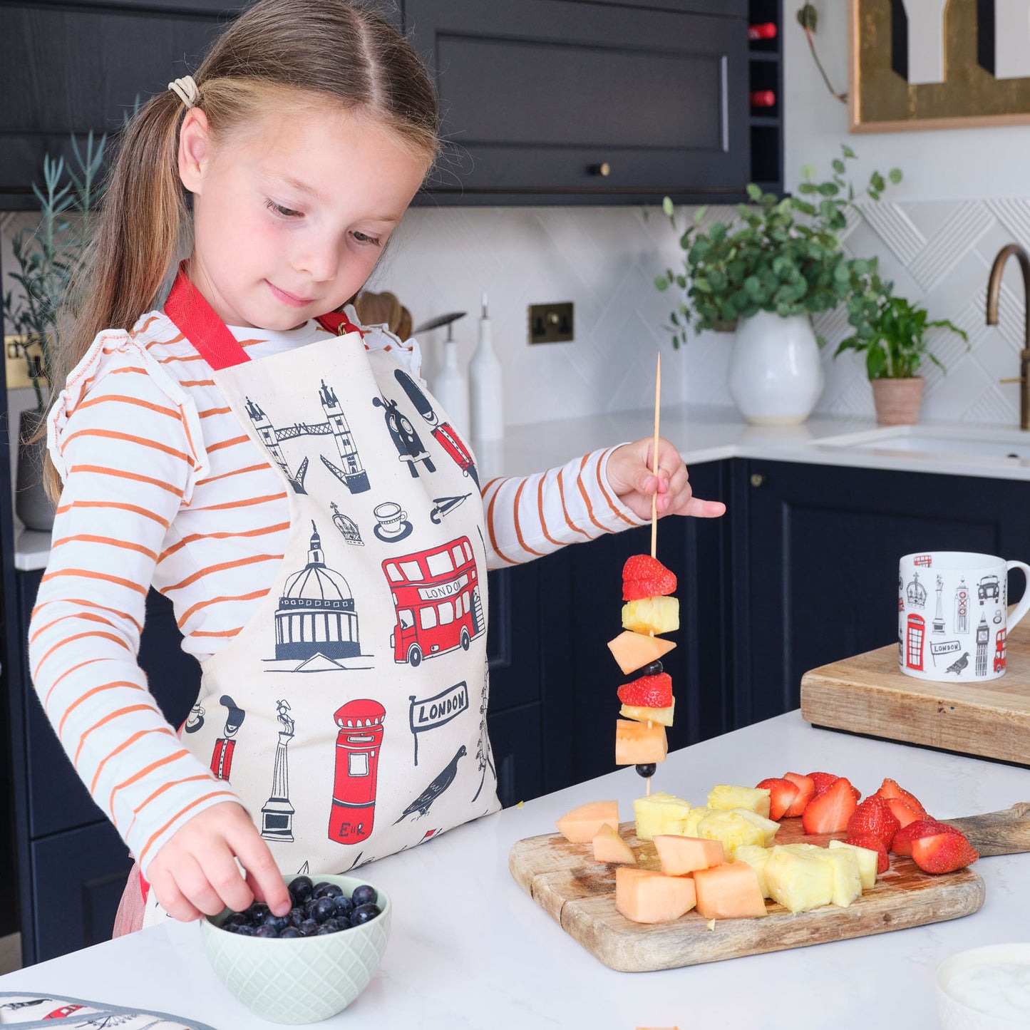 Big Smoke Children's Apron