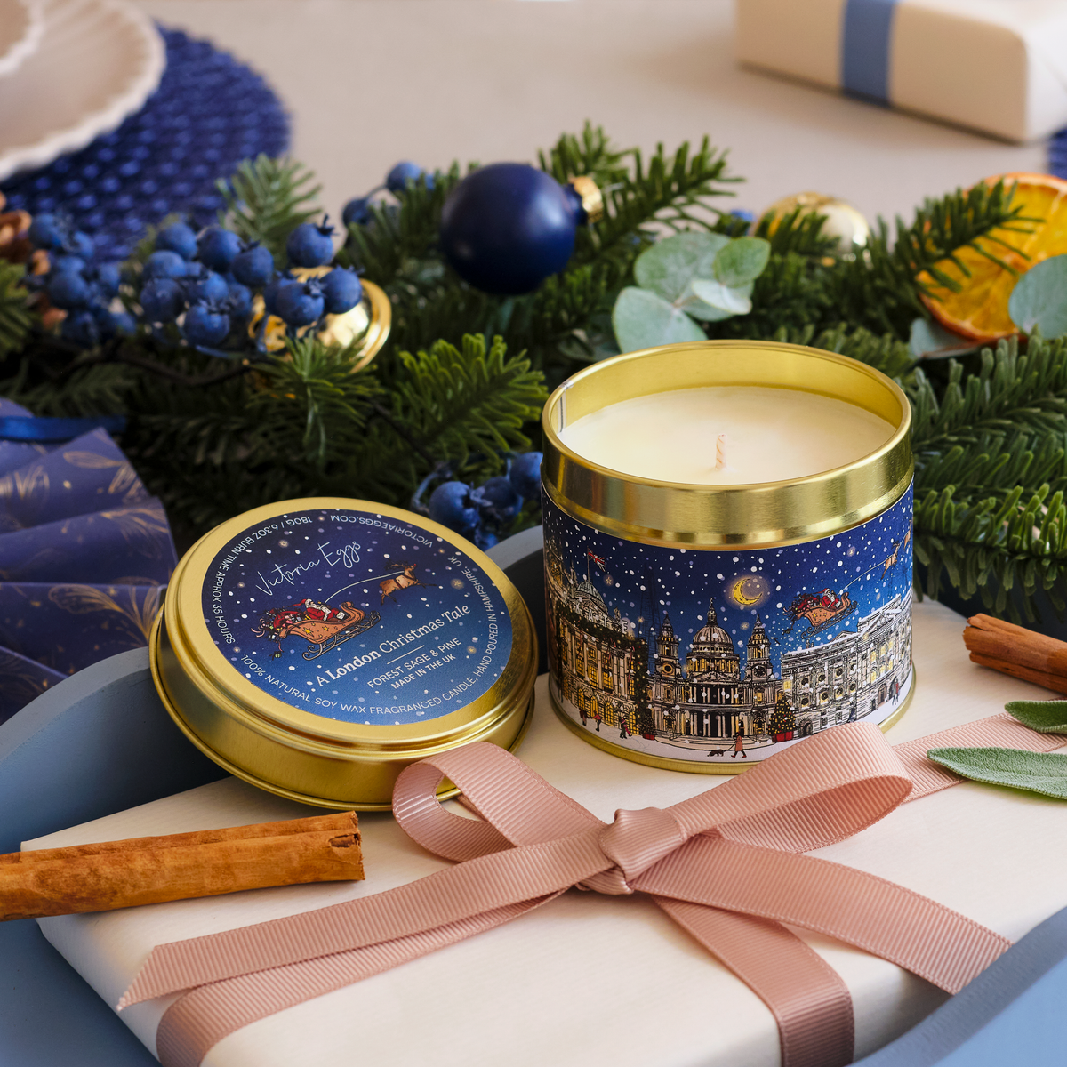 A London Christmas Tale Candle